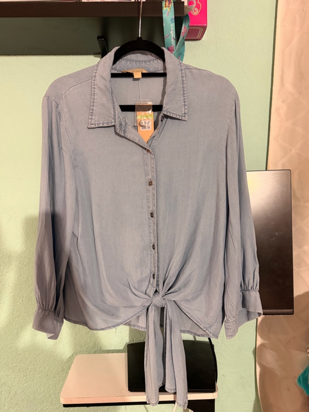 Hope & Harlow Chambray Tie Front Blouse Size L Blue Button Down Top